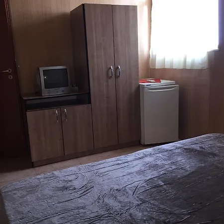 Guest house Vila Nusa